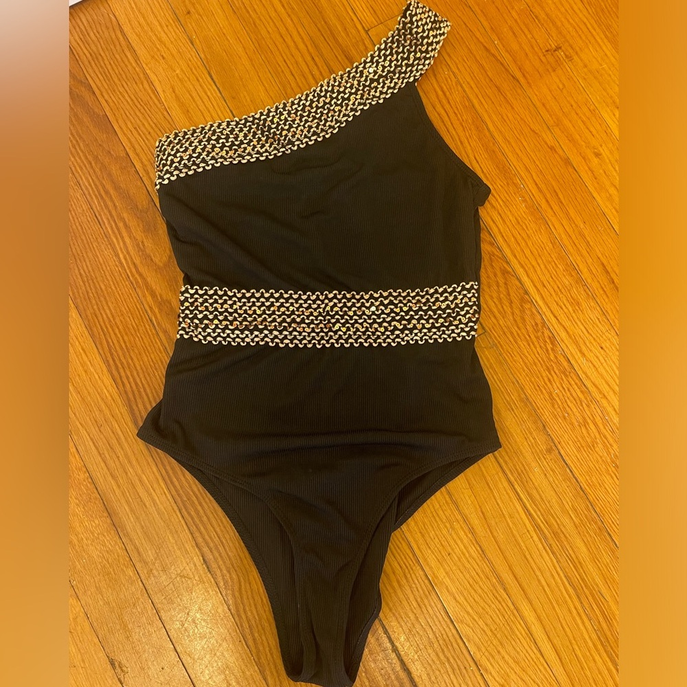 One piece black bathing suit